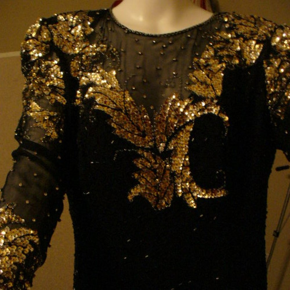 "NITE" BEADED SEQUINED FITTED DRESS - Picture 7 of 8